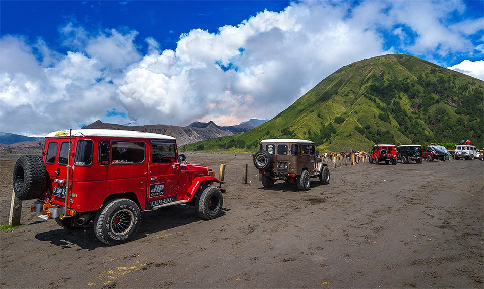 Outbound Seru & Sunrise Bromo: Gathering Kantor 3 Hari 2 Malam Paling Berkesan