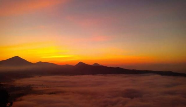 Sunrise Gunung Putri Lembang Trip