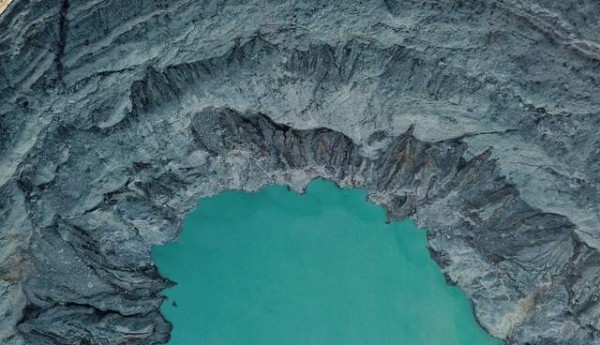 Kawah Ijen Sunrise Open Trip Banyuwangi